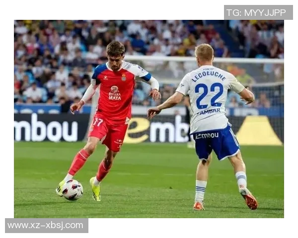 卡斯迪与萨拉戈的精彩对决揭示足球战术与团队合作的魅力